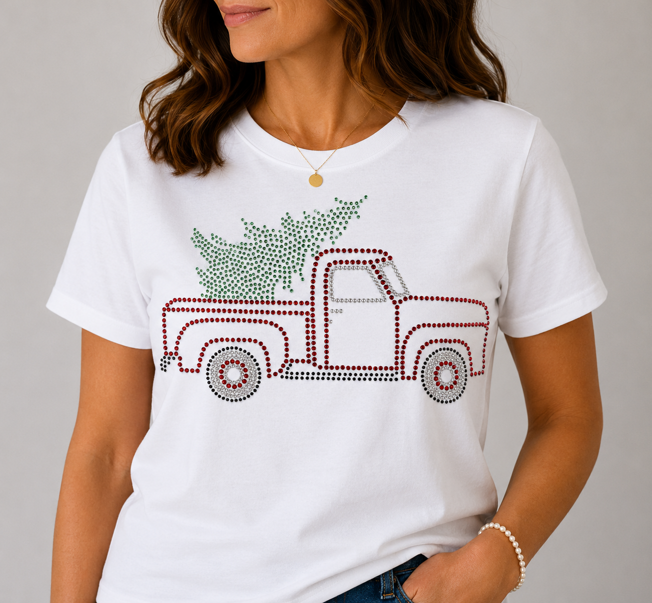 Red Truck w/Tree, Blingy, Rhinestones - 1036